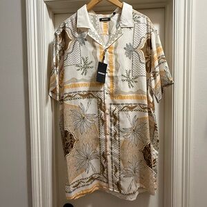 Murano Men’s Short Sleeve Button-Up Shirt — Cream, Tan & Gold Print
